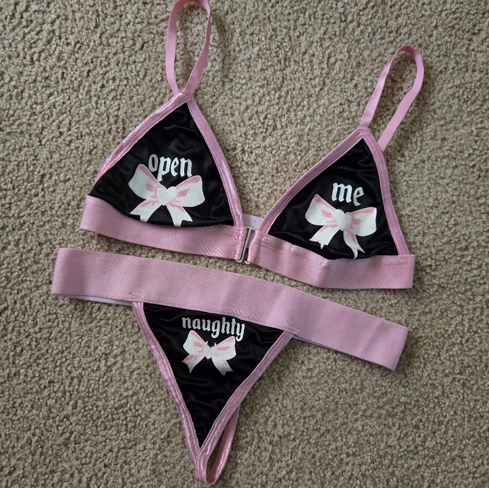 Dolls Kill Sugar Thrillz Set